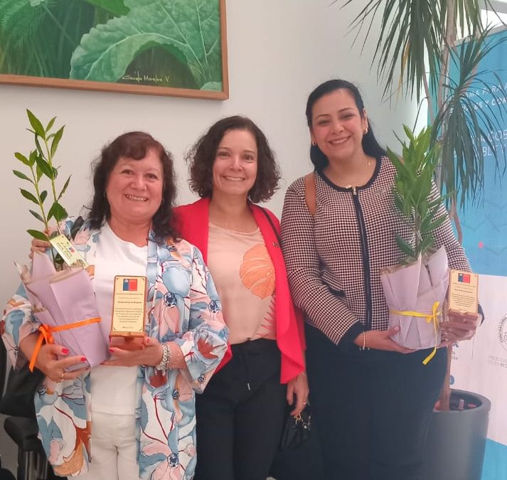Seremi de Agricultura distingue a 10 mujeres del sector agrícola en el Día Internacional