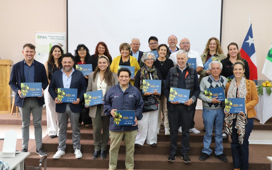 INIA Intihuasi lanza libro que rescata la historia de la papaya en la región de Coquimbo