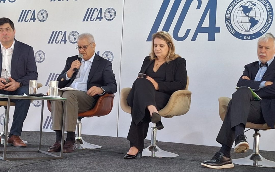 Comienza encuentro Chile-Brasil sobre Agricultura  Familiar y Campesina en sede del IICA en Brasilia