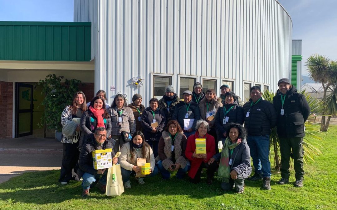 Con apoyo de FIA e INIA La Platina  Agricultores de la comuna de María Pinto concluyen gira  tecnológica para fortalecer el control biológico de plagas