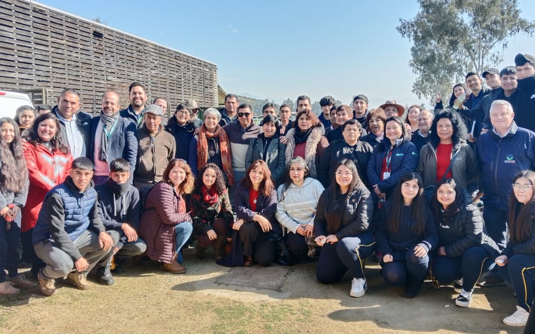 Control biológico de plagas: agricultores de María Pinto cierran gira tecnológica con soluciones concretas para sus predios