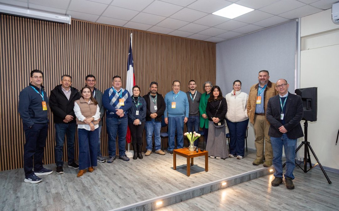 Delegación internacional conoce avances en bioinsumos y postcosecha en INIA La Platina