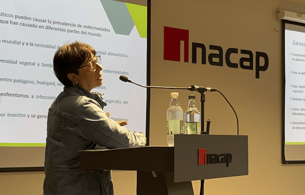 Estudiantes de INACAP Renca se vinculan con INIA La Platina en torno a la sostenibilidad y la innovación agrícola