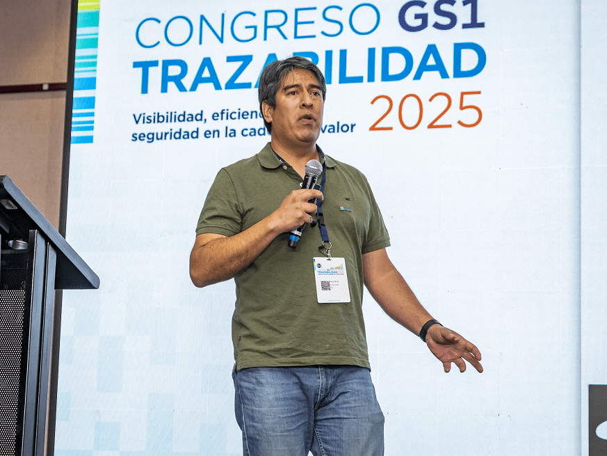 Ciencia chilena impulsa la trazabilidad genética del vino: INIA La Platina lidera desarrollo para certificar su origen varietal