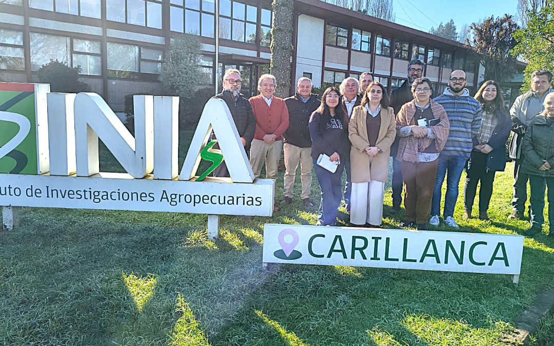 FIA presenta a su nueva representante regional durante  visita a INIA Carillanca