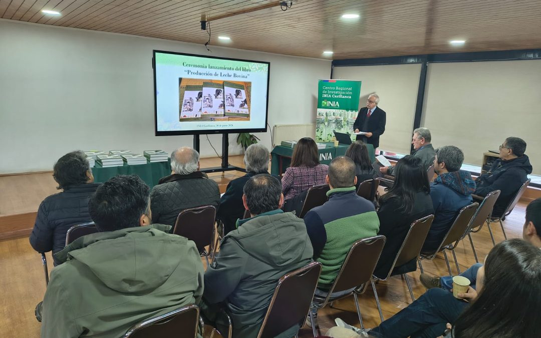 INIA Carillanca presentó “Producción de Leche Bovina”, obra que reúne el conocimiento de más de 80 especialistas