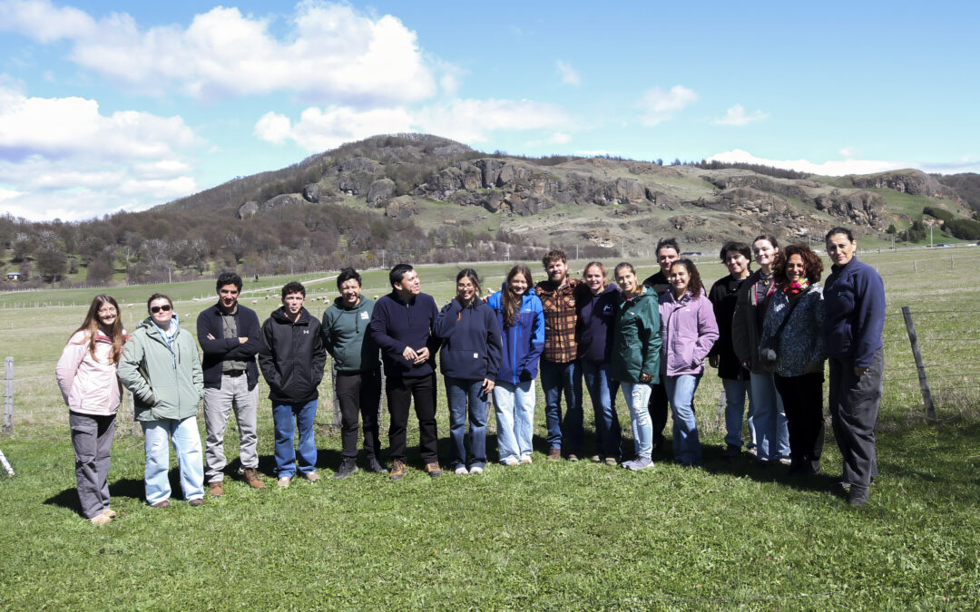 Estudiantes de Virginia Tech conocieron en terreno la investigación de INIA Tamel Aike para la ganadería de Aysén